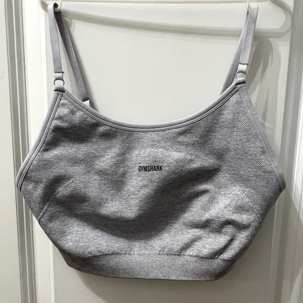 Gymshark sports bra size medium